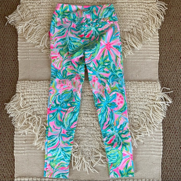 UPF 50+ CORSO PANT - ONYX - Lilly Pulitzer Store - Life's a Beach